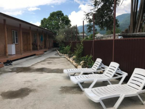 Гостиница Guest House on Lakoba 37a  Otradnoe